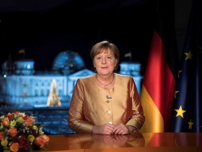 Evocando esperanza, Angela Merkel asegura que 2020 fue el año más pesado de su gestión