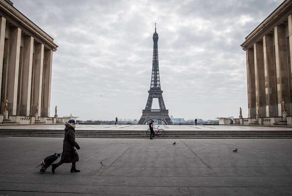 Francia podría ir a un tercer confinamiento para contener nuevos brotes de coronavirus