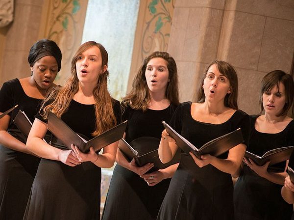 ¡Adiós a los cantos navideños! En Suiza se restringen los villancicos para prevenir contagios