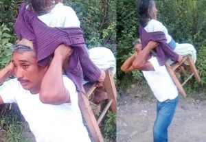 Hombre en Hidalgo carga sobre sus espaldas enfermos Covid para llevarlos al hospital