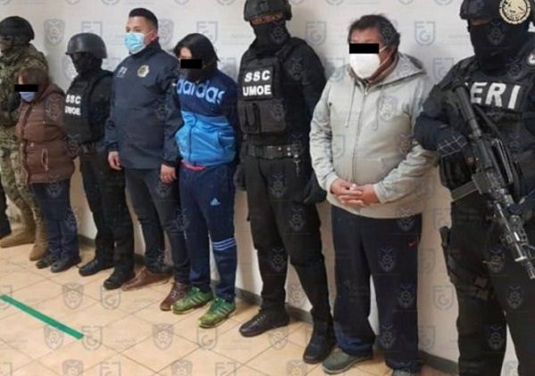 Vinculan a proceso a tres familiares de 'Tinoco' por caso de empresario francés