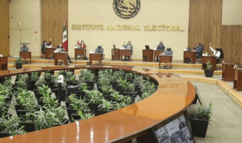 INE descarta medidas vs Morena por difundir campaña de vacunación