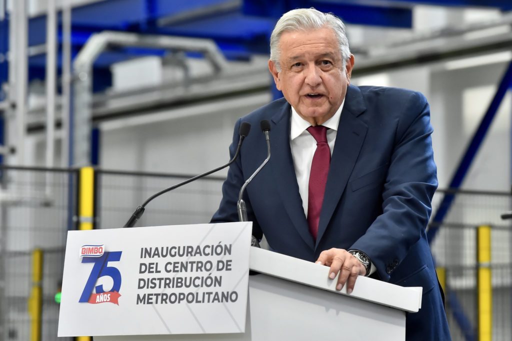 López Obrador inauguró el Centro de Distribución Metropolitano de Bimbo en Azcapotzalco
