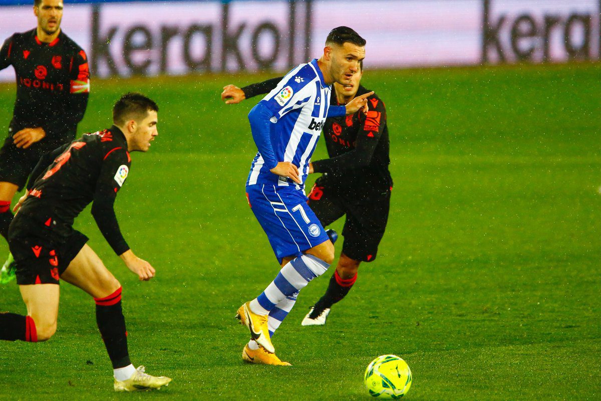 La Real Sociedad empata con Alavés y pierde liderato de La Liga