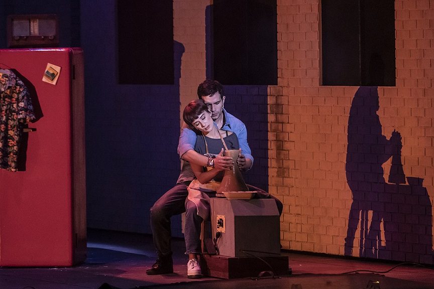 Romanticismo y arte escénico en el musical “Ghost, la sombra del amor”