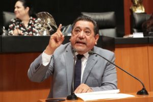 Mario Delgado anuncia a Félix Salgado Macedonio como candidato de Morena a gubernatura de Guerrero