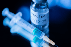 Baréin va con vacuna de Pfizer y BioNTech, es el segundo país en aprobarla