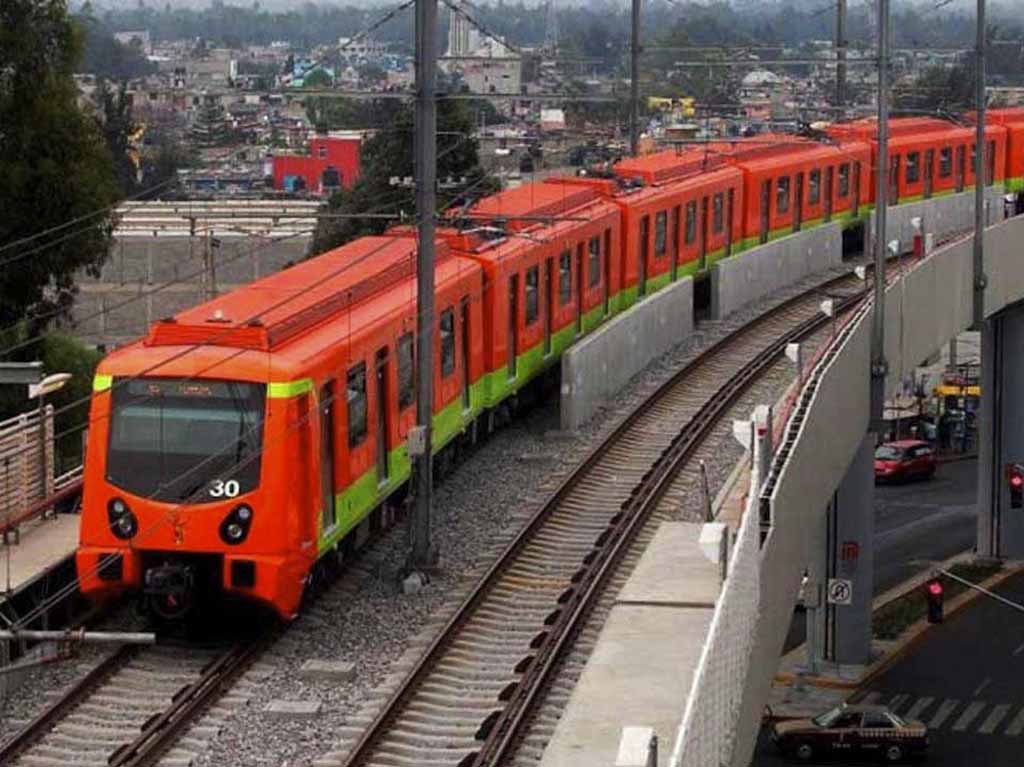 Suspenden servicio en estaciones del Metro, por apagón de luz