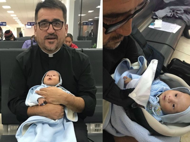 Sacerdote adopta a bebé con Síndrome de Down en Perú