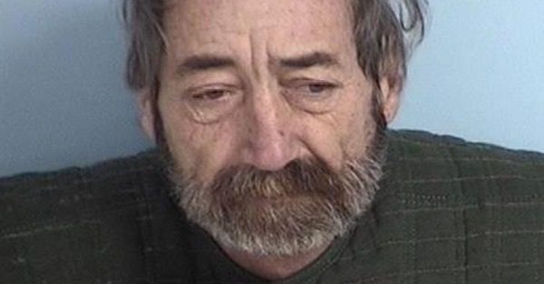 Descubren búnker de hombre detenido por pornografía infantil, en Florida