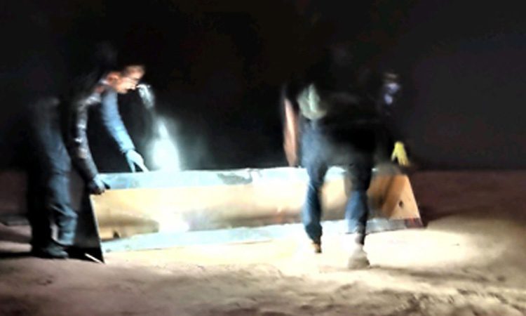 Fotógrafo capta momento en que “desaparece” el monolito en Utah