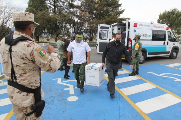 Llegan más de 17 mil vacunas anticovid a Coahuila