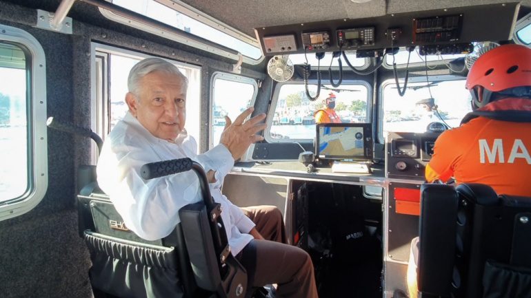 López Obrador rechaza militarización de los puertos