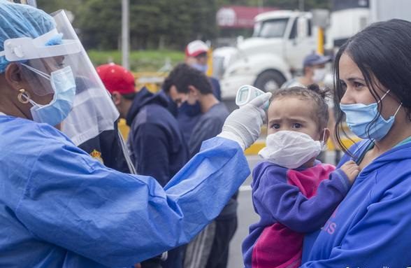 Suman 10 estados en semáforo rojo y 19 en naranja con riesgo