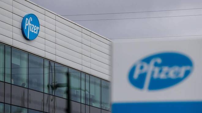 Por qué Pfizer reducirá el ritmo en entrega de vacunas contra Covid-19