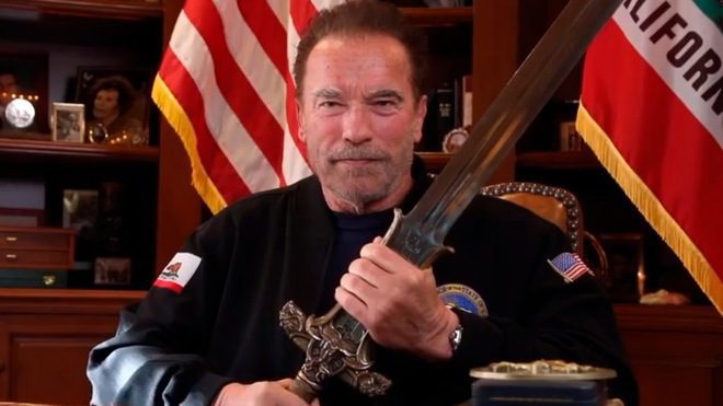 Schwarzenegger tunde a Trump y compara asalto al Capitolio con los nazis