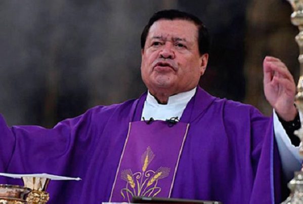 Cardenal emérito Norberto Rivera es hospitalizado por Covid-19