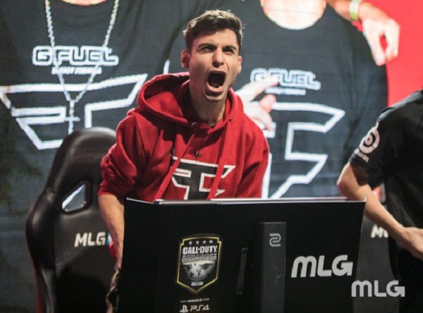 Estrella de los videojuegos se retira tras sufrir lesión en su pulgar