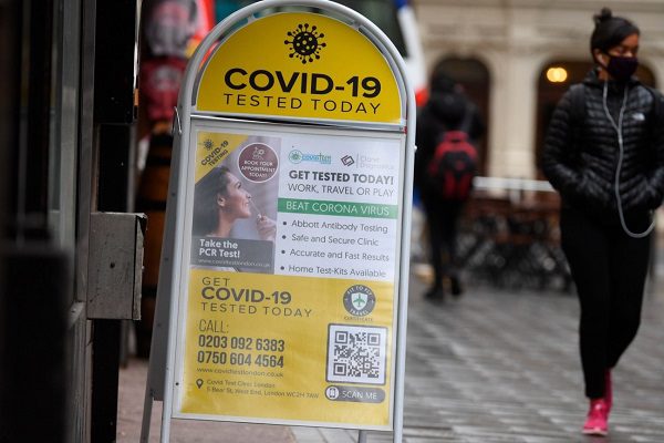 La nueva cepa covid es “mucho mas” transmisible, confirma estudio