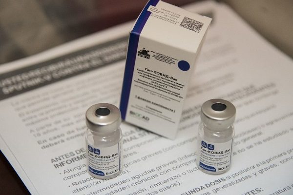 Argentina reporta 317 "eventos adversos" tras aplicación de la Sputnik V