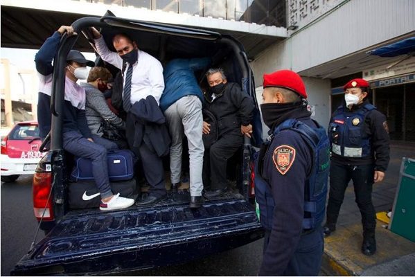 Denuncian cobros excesivos en pasaje en CDMX, tras cierre del Metro