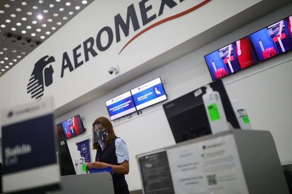 Aeroméxico solicita dar por terminados contratos con pilotos y sobrecargos