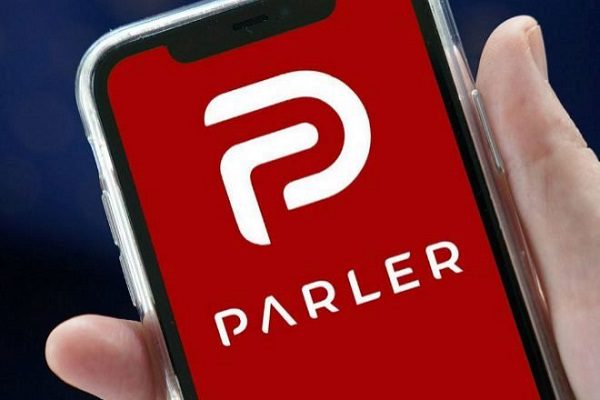 Desactivan Parler, la red social usada por simpatizantes de Trump