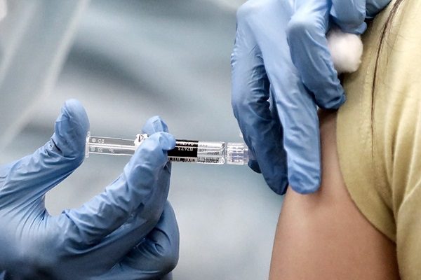 Consejo Nacional de Seguridad Privada alerta presencia de vacuna falsa en México
