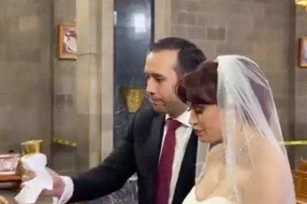 Paola Félix, funcionaria de CDMX, celebra boda; Sheinbaum solicita explicación