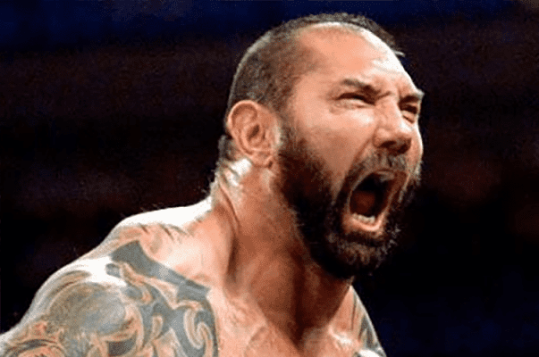 "Batista" ofrece recompensa por atrapar a quien talló "Trump" en un manatí