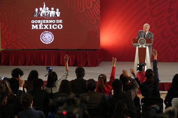 INE prohíbe a AMLO y gobernadores pronunciarse sobre proceso electoral 2021