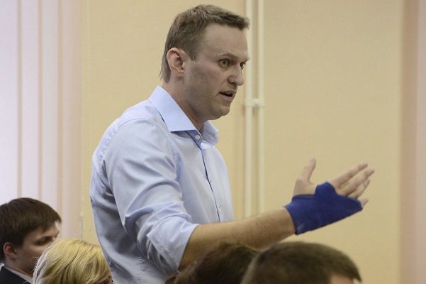 Imponen prisión a opositor Alexéi Navalni de 30 días