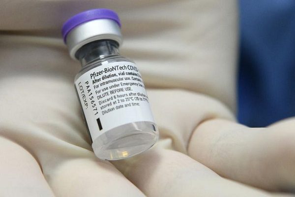 Italia demandará a Pfizer por no entregar vacunas a tiempo