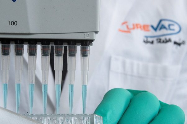 Curevac y Novavax inician Fase 3 de ensayos en México: SRE