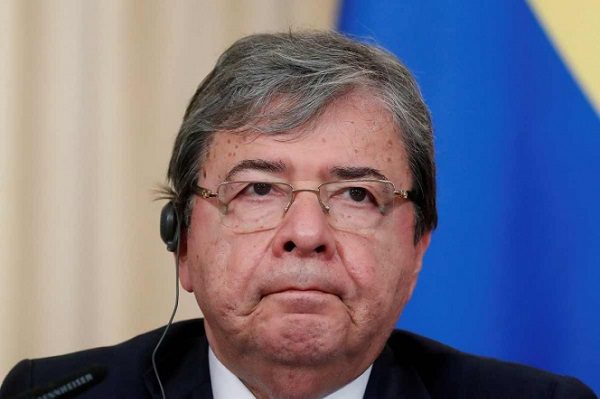 Ministro de Defensa de Colombia fallece por Covid-19