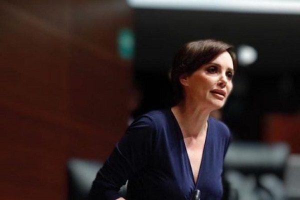 Tras polémicos comentarios sobre la Sputnik V, surge #LadyAntiVacunas