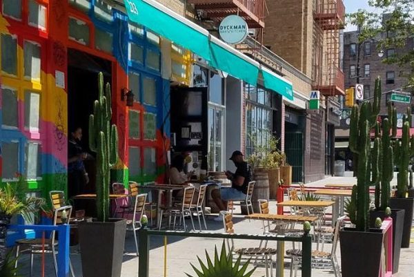 A pesar de la situación crítica, NY abrirá restaurantes el Día de San Valentín