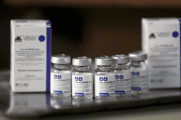 Senadores de Morena ofrecen disculpas a Rusia por comentarios sobre Sputnik V