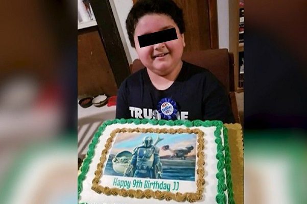 Conmociona a Texas la muerte por Covid-19 de un pequeño de nueve años