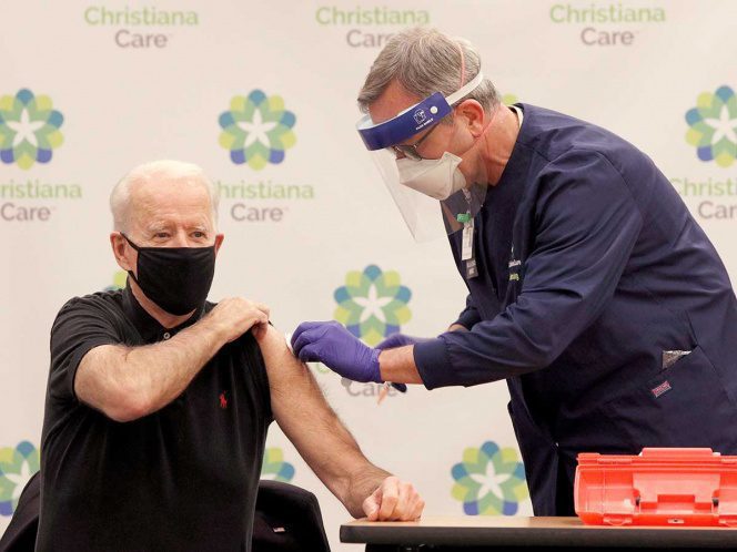 Joe Biden recibió su segunda dosis de la vacuna de Pfizer y BioNTech contra el #COVID19