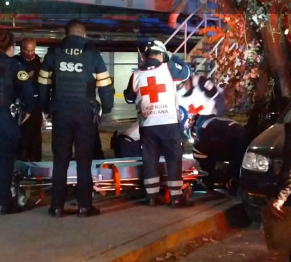 Custodio de valores hiere a su compañero después que se le escapara un tiro #VIDEO