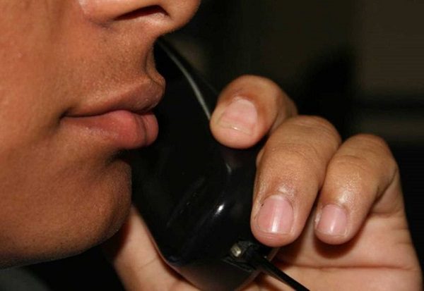 ¿Recibiste una llamada para saber si te quieres vacunar? ¡Esto es lo que NO te deben preguntar!