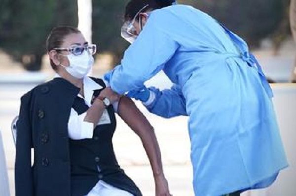 En Morelos, jefa de enfermeras disfraza a familiares para vacunarlos contra el Covid