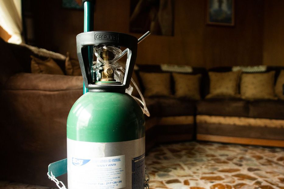 Piden a los habitantes de Xochimilco donar tanques de oxígeno que no usen