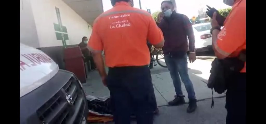 Abandonan a hombre con Covid-19, en instalaciones de la Cruz Verde de Guanajuato #VIDEO