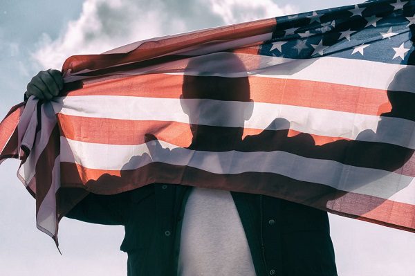 En Nebraska trabajadores indocumentados no serán vacunados contra el Covid-19