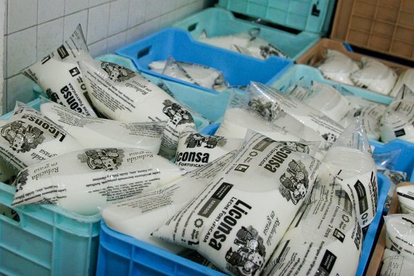 Segalmex: Retraso en entrega de leche Liconsa se debió a falta de bolsas