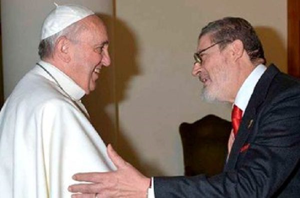 Muere por Covid-19 médico personal del Papa Francisco