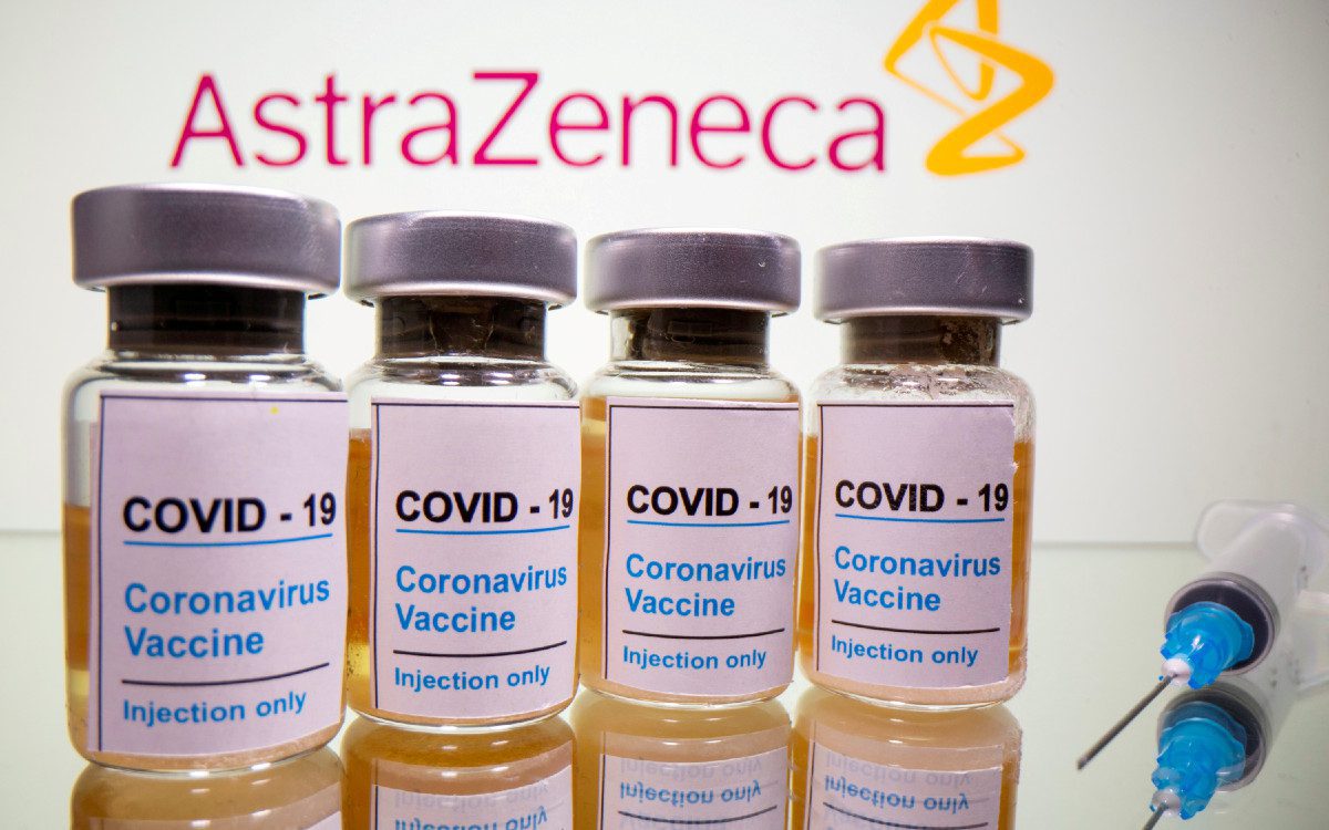 Aprueban vacuna de AstraZeneca y Oxford para adultos, en la Unión Europea