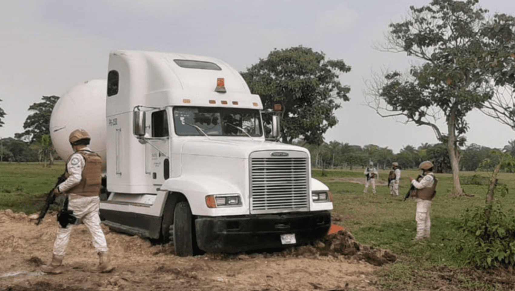Recuperan más de 110 mil litros de hidrocarburo robado, en 16 estados